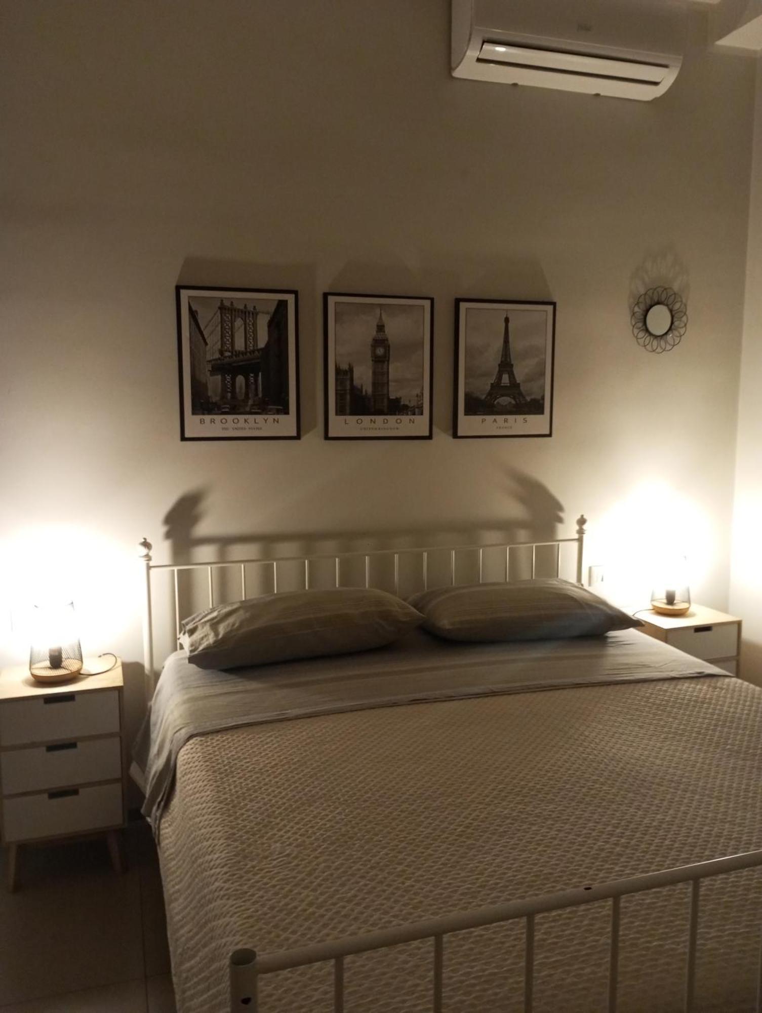 Holidaystudio Appartamento In Centro サレルノ エクステリア 写真
